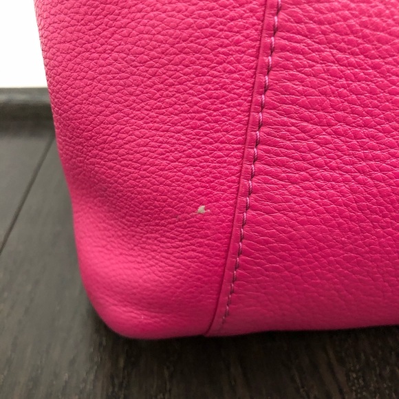 Michael Kors Jet Set Leather Tote in Fuschia - Picture 5 of 8